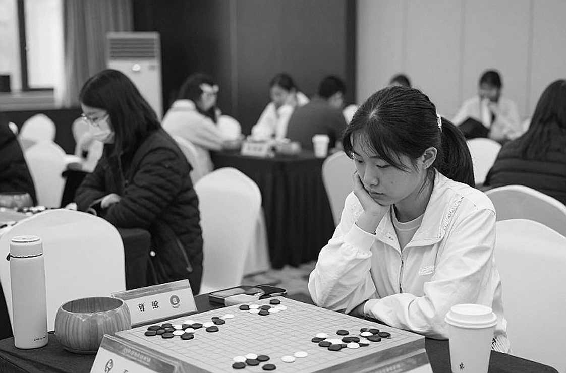 प्राग 2026 का बहीखाता: 27 मिनिएचर, 10 ओपनिंग फ़ाइलें और ChessBase Magazine #225 का ऑडिट